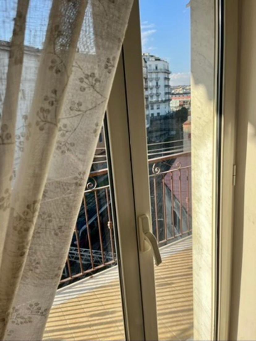 Napoli Sunny Charme Apartment Luaran gambar